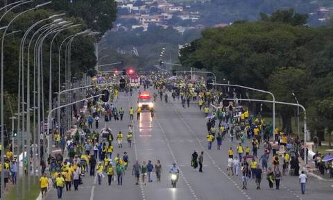 Βραζιλία: Στον έλεγχο των δυνάμεων ασφαλείας τα κυβερνητικά κτήρια