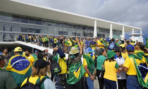 Βραζιλία: Η πρώτη αντίδραση του Μπάιντεν για τα γεγονότα στη Μπραζίλια