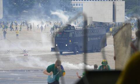 Βραζιλία: Ο Μπολσονάρου καταδικάζει τις εισβολές στα δημόσια κτήρια