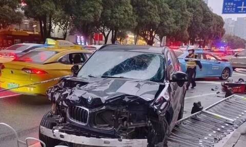 Kίνα: Αυτοκίνητο έπεσε σε πεζούς - Πέντε νεκροί και 13 τραυματίες
