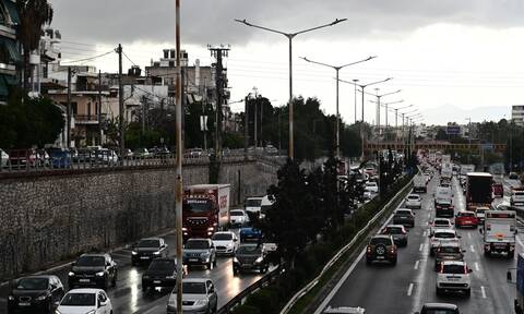Κίνηση: Ακόμα μια ημέρα υπομονής στους δρόμους της Αθήνας