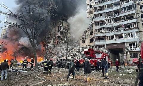 Πόλεμος στην Ουκρανία: Βομβαρδισμοί σε υποδομές ζωτικής σημασίας - Σειρήνες στο Κίεβο
