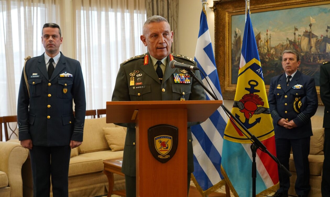 Στρατηγός Φλώρος: Σύγκρουση κυβέρνησης – ΣΥΡΙΖΑ για τον Α/ΓΕΕΘΑ - Τι επισημαίνουν στρατιωτικές πηγές