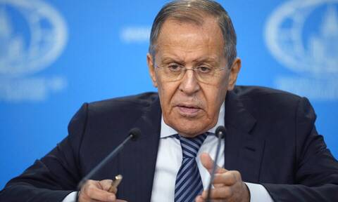 Λαβρόφ: Ο Ομπάμα ευθύνεται για τη διπλωματική κόντρα ΗΠΑ - Ρωσίας