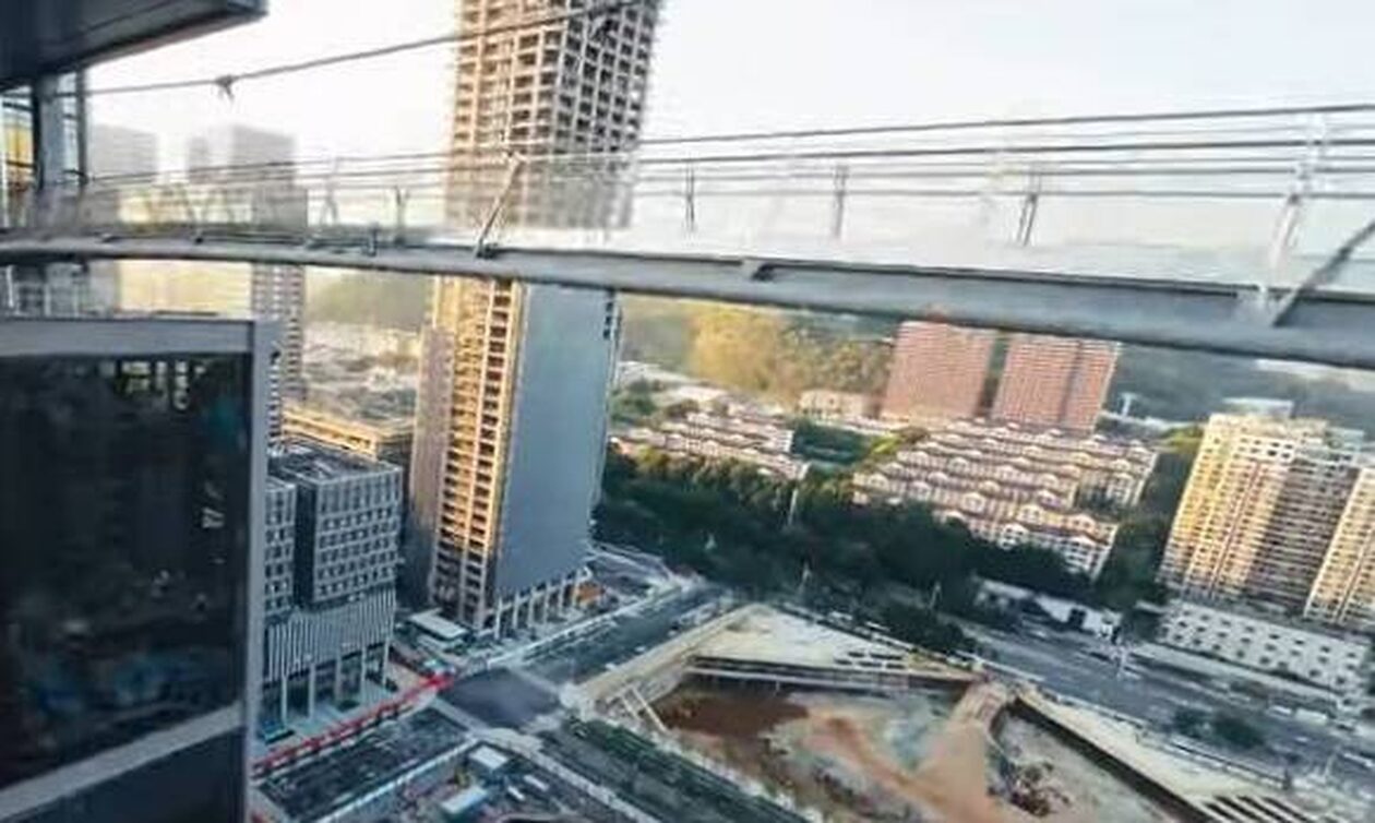 Ξενάγηση με drone στους δίδυμους ουρανοξύστες της DJI, κατασκευάστριας εταιρείας drone