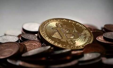 Bitcoin: Προσπάθεια να ανακτήσει τα 21.000 δολάρια