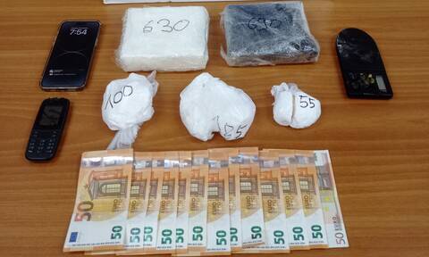 Ζωγράφου: Έφοδος της ΕΛ.ΑΣ. σε σπίτι – Βρέθηκαν 1,6 κιλά κοκαΐνης