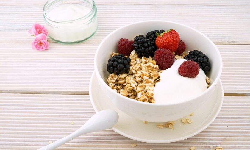 Γιατί δεν πρέπει να τρως γιαούρτι ή δημητριακά κάθε πρωί;