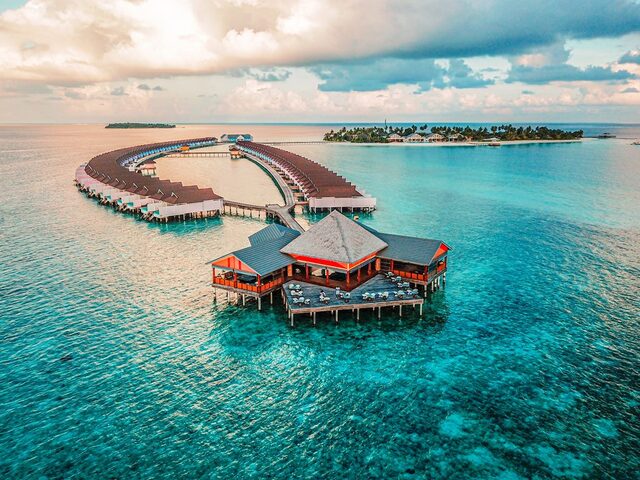 9. Μαλδίβες