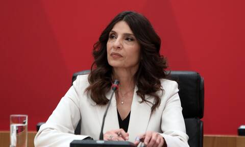 Πόπη Τσαπανίδου: «Θράσος Μητσοτάκη να κατηγορεί τον ΣΥΡΙΖΑ, να έρθει αύριο σε debate»