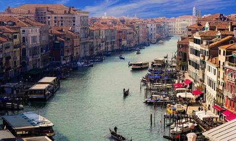 Εξερευνήστε την Βενετία: Τα 5 μέρη που πρέπει να επισκεφθείτε