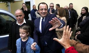 Εκλογές στην Κύπρο: Τα exit polls δίνουν πρωτιά στον Nίκο Χριστοδουλίδη