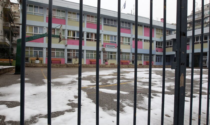 Κακοκαιρία Μπάρμπαρα: Κλειστά σχολεία και την Τρίτη - Ποια θα λειτουργήσουν στην Αττική