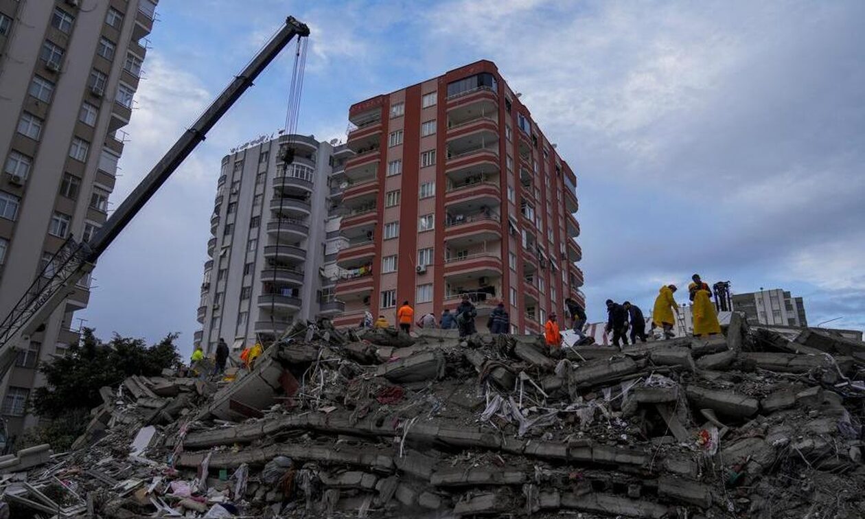 Σεισμός στην Τουρκία: Κινητό νοσοκομείο και επιπλέον 83 διασώστες στέλνει η Γαλλία
