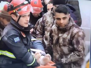 Σεισμός στην Τουρκία: Στην ΕΜΑΚ ο γιος του πυροσβέστη που έσωσε τον μικρό Ανδρέα στο Αίγιο