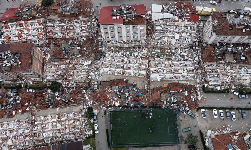 Σεισμός στην Τουρκία: Οι φωτογραφίες πριν και μετά αποδεικνύουν το μέγεθος της καταστροφής