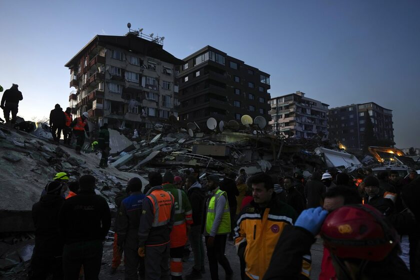 Σεισμός, Τουρκία, διασώστες