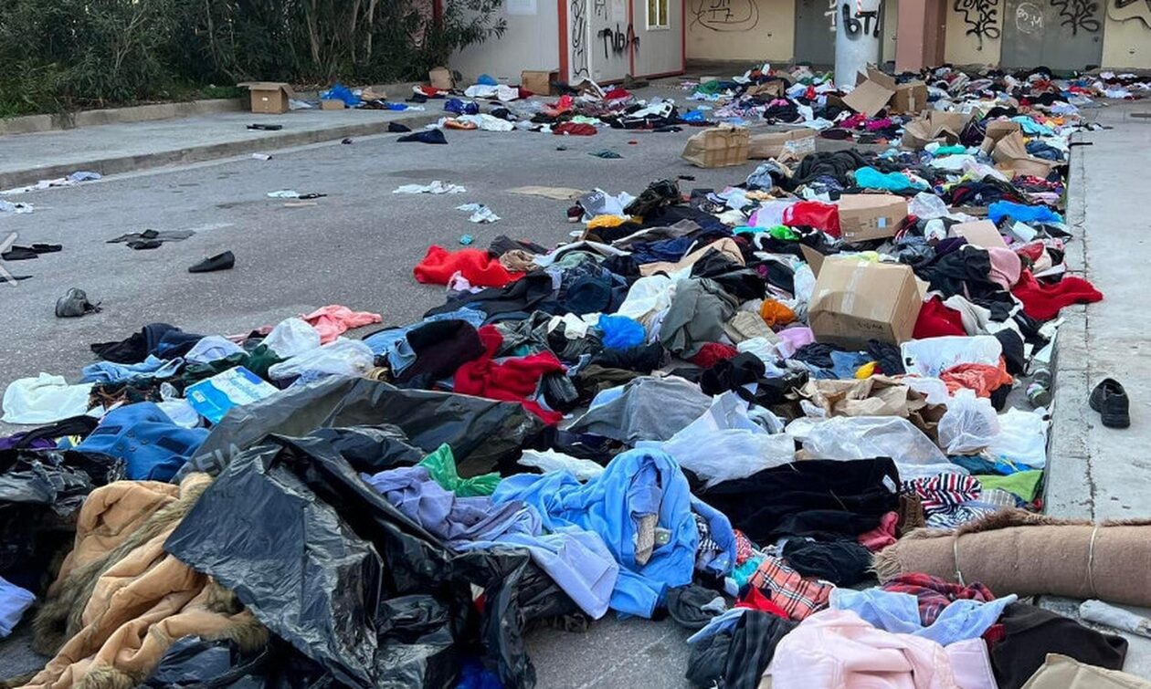 Γιώργος Πατούλης: Απαντά για τη φωτογραφία με σκισμένα ρούχα που ήταν για βοήθεια σε Τουρκία, Συρία