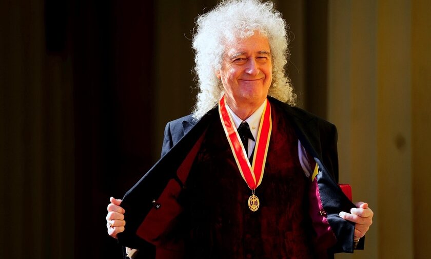 Μπράιν Μέι: Ο βασιλιάς Κάρολος έχρισε «ιππότη» τον κιθαρίστα των Queen -  Newsbomb