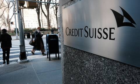 Credit Suisse: Κι όμως οι πολίτες θα πληρώσουν τη διάσωση – 13.500 δολ. βάρος για κάθε Ελβετό