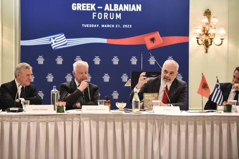 Εντι Ράμα: Πρόσκληση σε Έλληνες επενδυτές από το βήμα του Greek-Albanian Forum