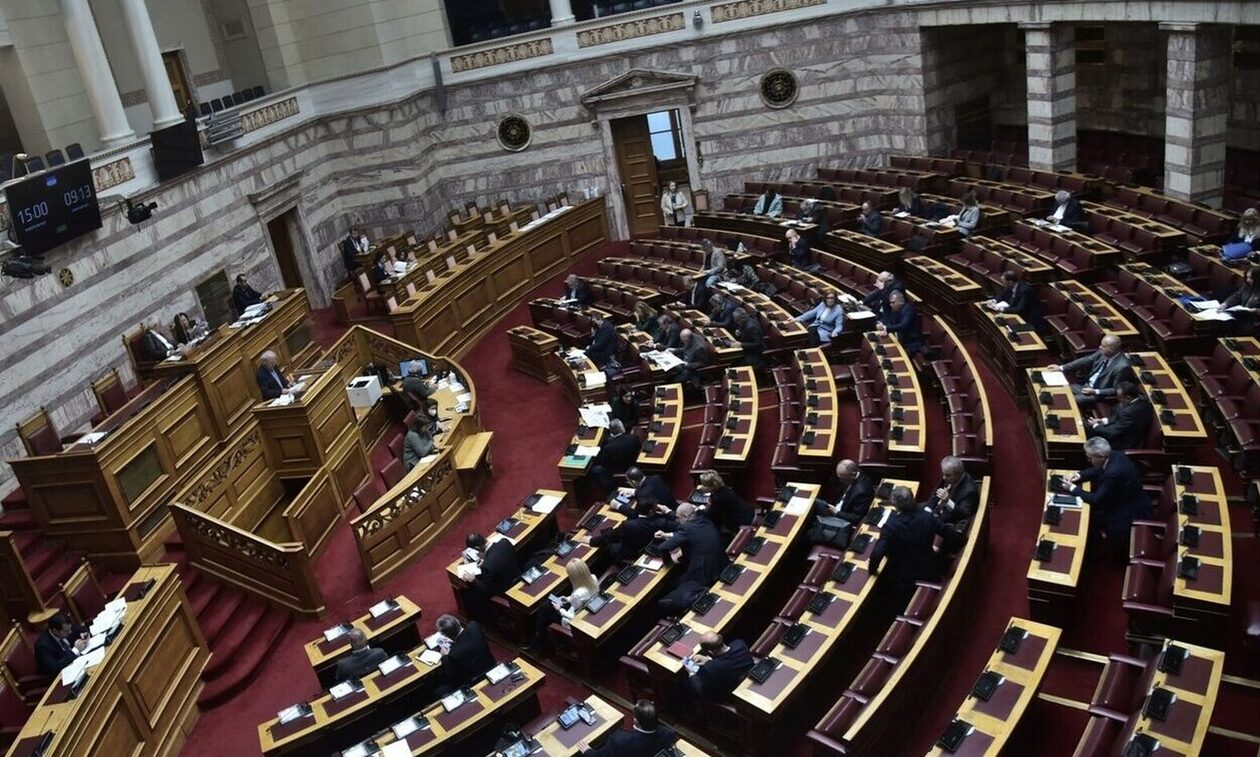 Βουλή: Ψηφίστηκε το νομοσχέδιο για τη «Μετονομασία της Ρυθμιστικής Αρχής Ενέργειας