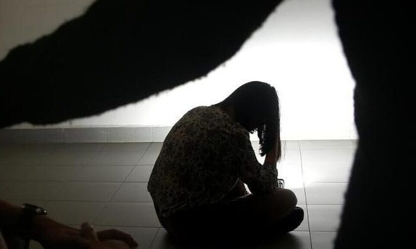 Γρεβενά: Χειροπέδες σε 41χρονο για βιασμό και ασέλγεια της ανήλικης κόρης του