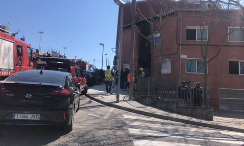 Τραγωδία στην Ισπανία: Τρεις νεκροί από φωτιά σε πολυκατοικία κοντά στη Βαρκελώνη