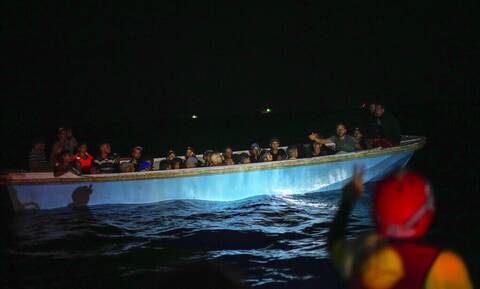 Τυνησία: Ναυάγιο με πέντε νεκρούς μετανάστες – 25 αγνοούνται