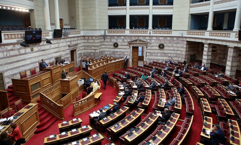 Βουλή: Πέρασε το νομοσχέδιο για φορολογικές και τελωνειακές ρυθμίσεις