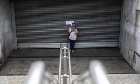 Athens metro staff announce warning 24-hour strike next Tuesday