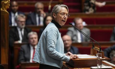 Γαλλία: Αναλαμβάνει πρωτοβουλίες η πρωθυπουργός - Θέλει «αποκλιμάκωση» της έντασης