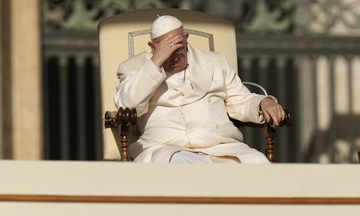 Ανησυχία στο Βατικανό – Ο πάπας Φραγκίσκος πάσχει από λοίμωξη του αναπνευστικού