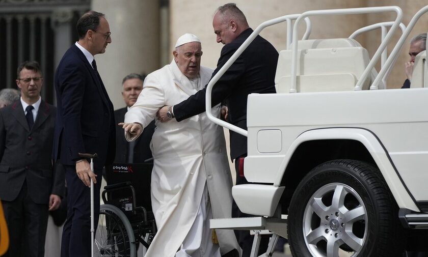 Πάπας Φραγκίσκος: Βελτιώνεται η κατάσταση της υγείας του - Παραμένει στο νοσοκομείο