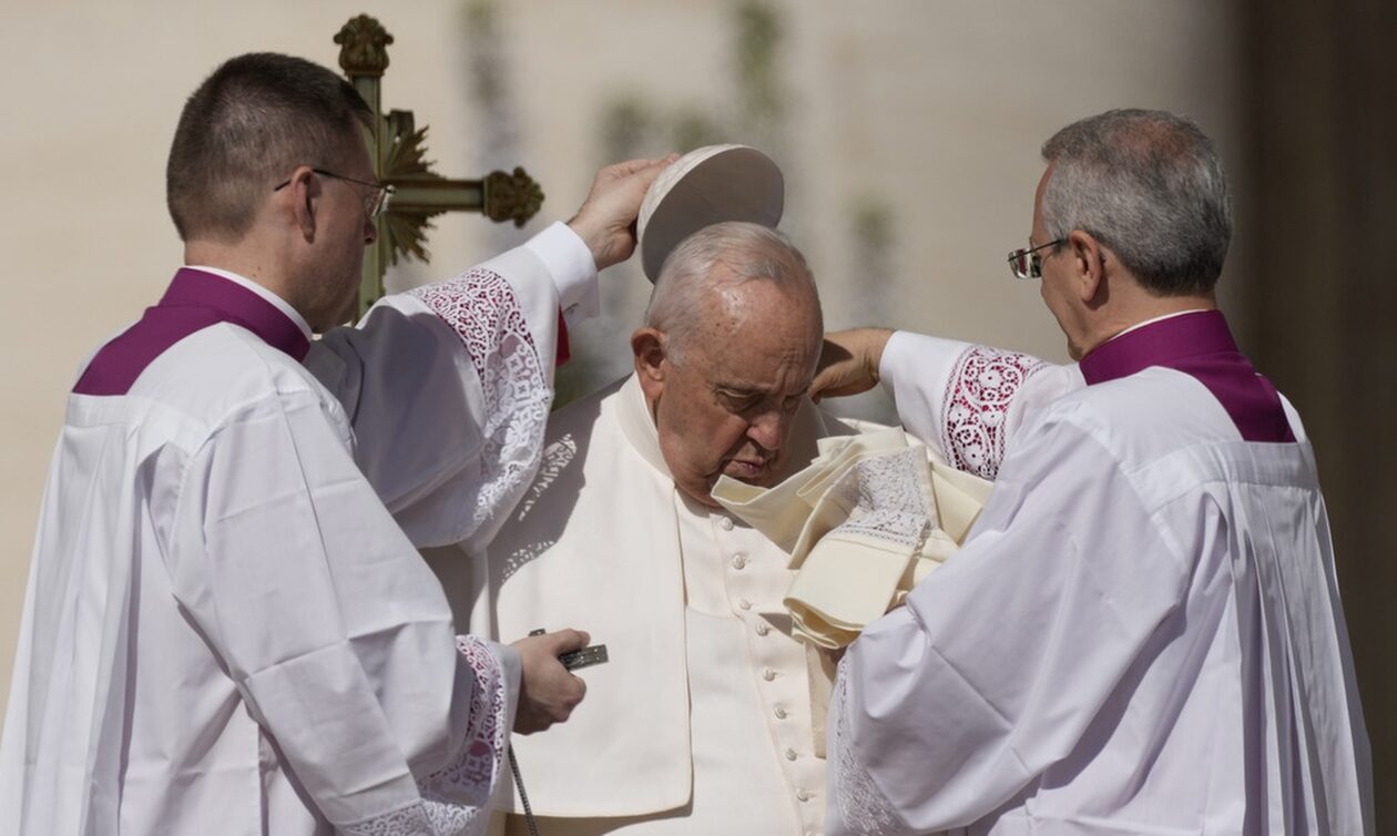 Αποκάλυψη για τον πάπα Φραγκίσκο: Πριν από δυο εβδομάδες έφτασε κοντά στον θάνατο