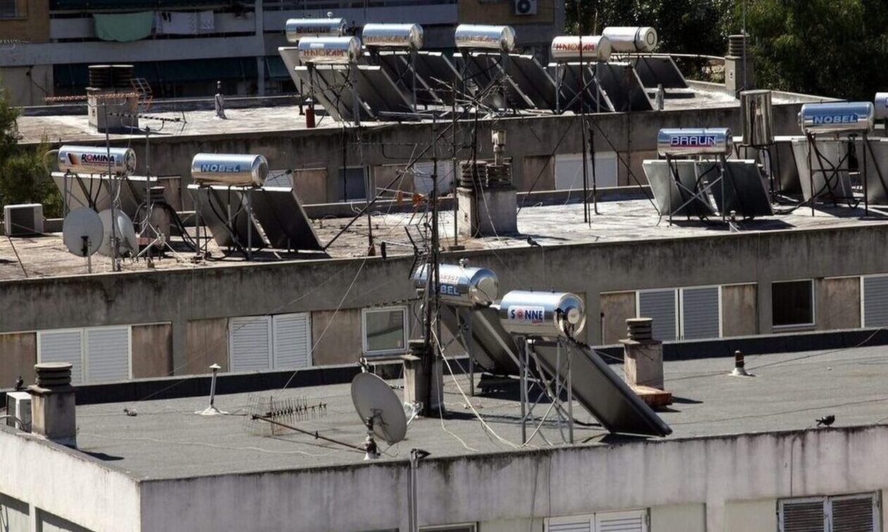 Επιδότηση ηλιακού θερμοσίφωνα και «φωτοβολταϊκά στη στέγη»: Οι αιτήσεις και οι δικαιούχοι