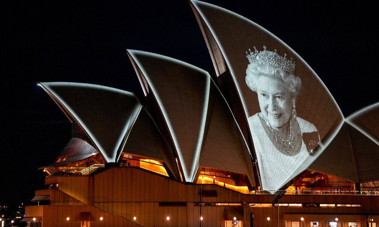 Αυστραλία: Φουντώνει η κόντρα για τη μοναρχία μετά την απόφαση να μην φωταγωγηθεί η Όπερα του Σίδνεϊ