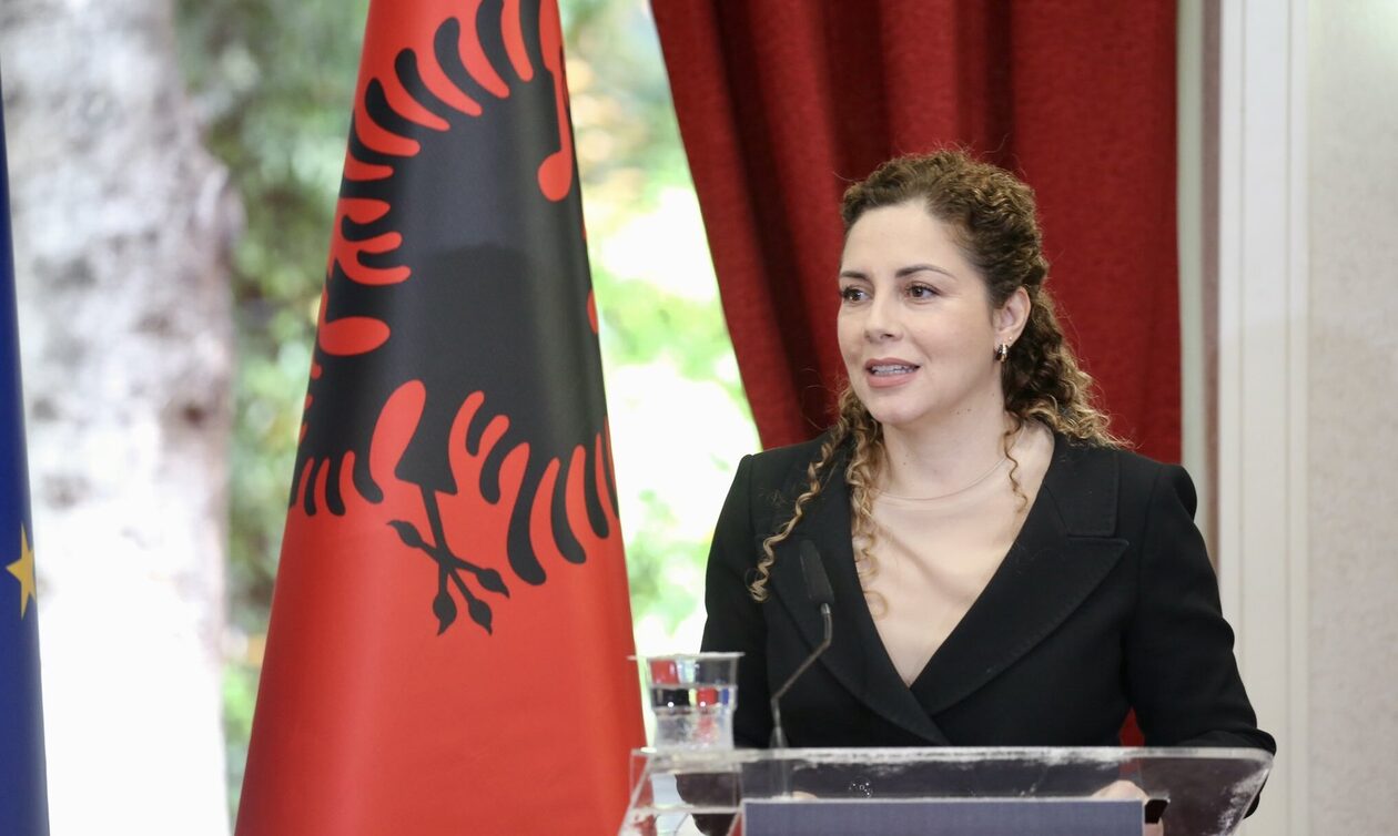 Προκαλεί η υπουργός Εξωτερικών της Αλβανίας: «Ο Μπελέρης εμπλέκεται σε εγκληματική δραστηριότητα»
