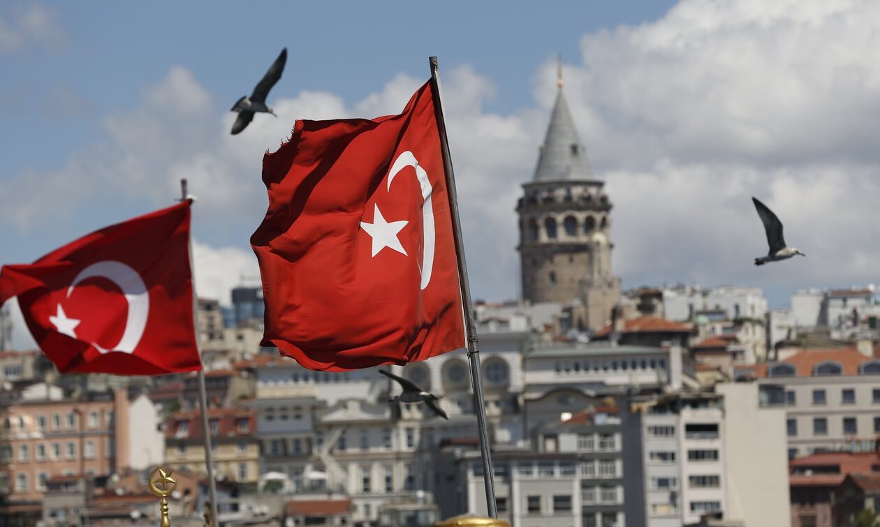 Τουρκία: Φόβοι για capital controls - Πολίτες βρέθηκαν προ εκπλήξεως όταν πήγαν στα ATM
