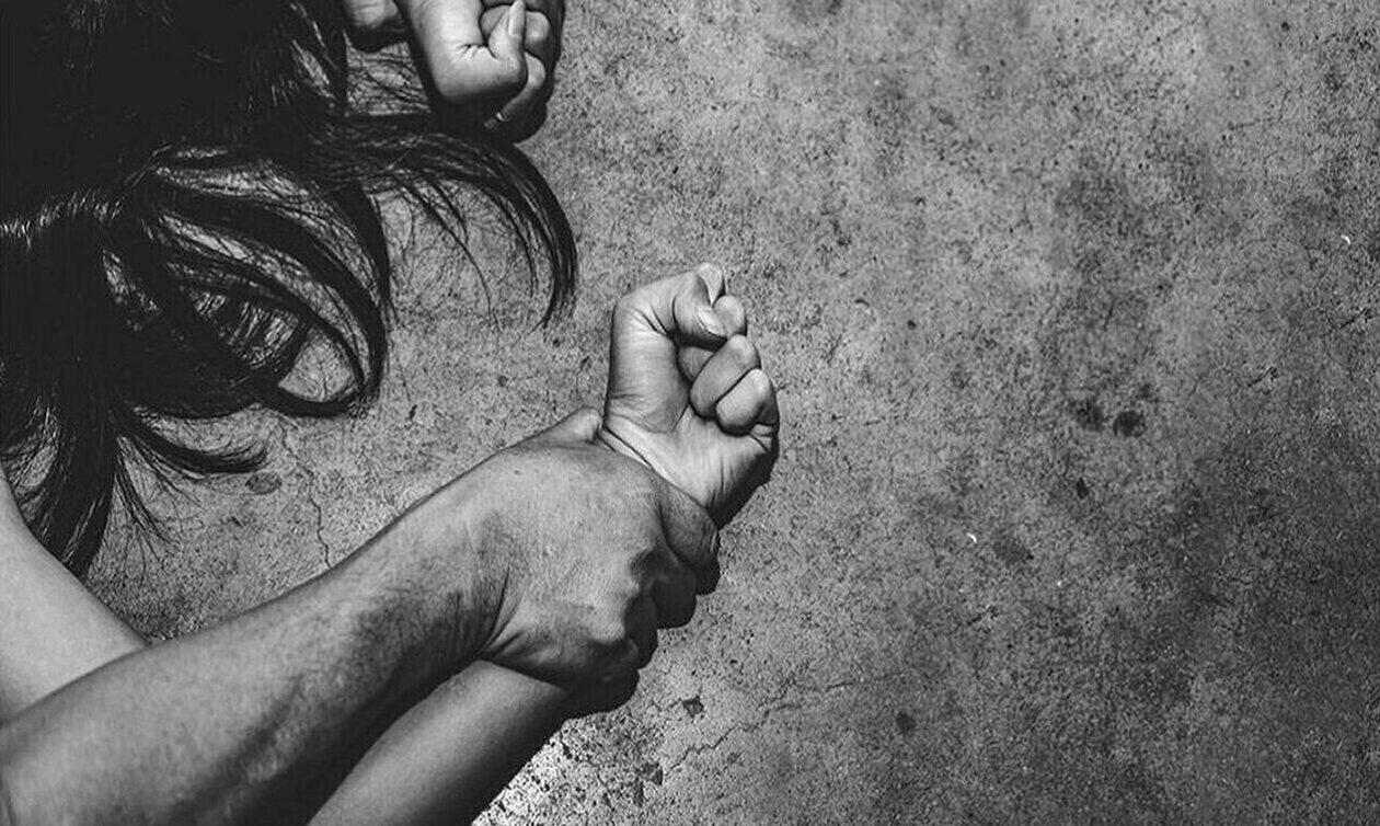 Φρίκη στην Καβάλα: Πατέρας βίαζε για 18 ολόκληρα χρόνια την κόρη του με νοητική υστέρηση