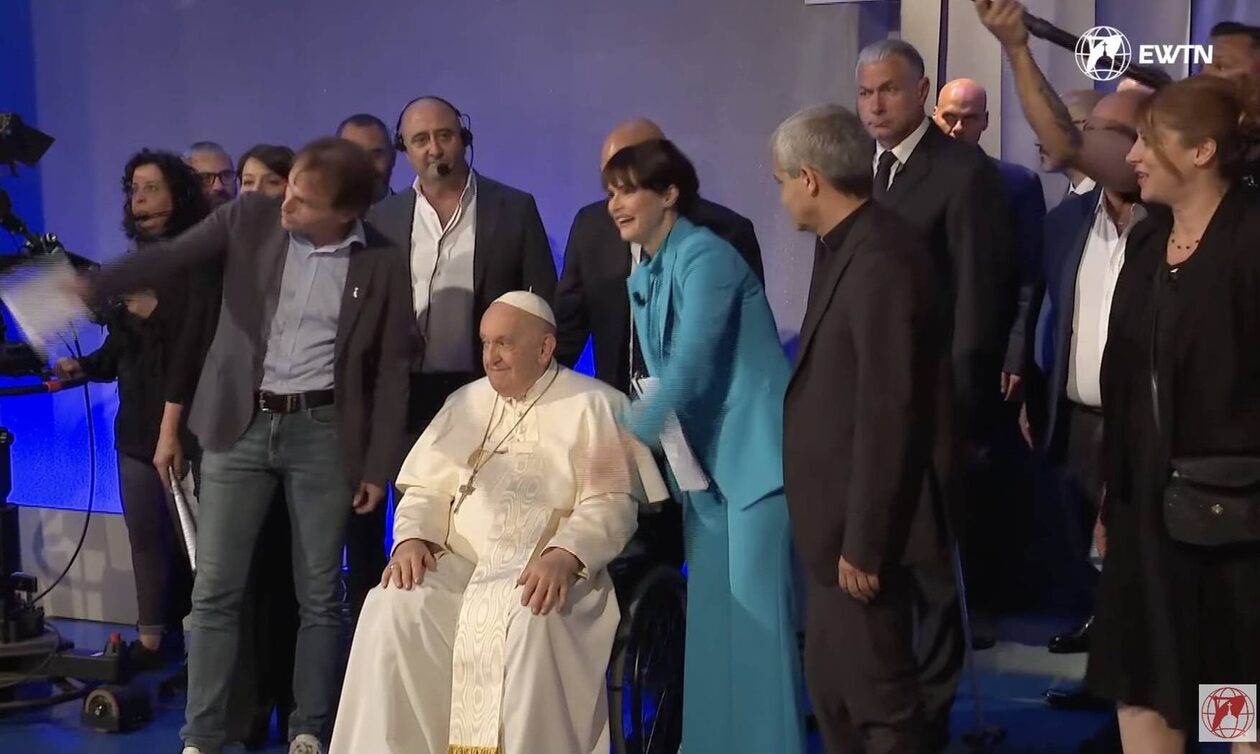 Βατικανό: Ο Πάπας στην πρώτη του συνέντευξη στο στούντιο της RAI