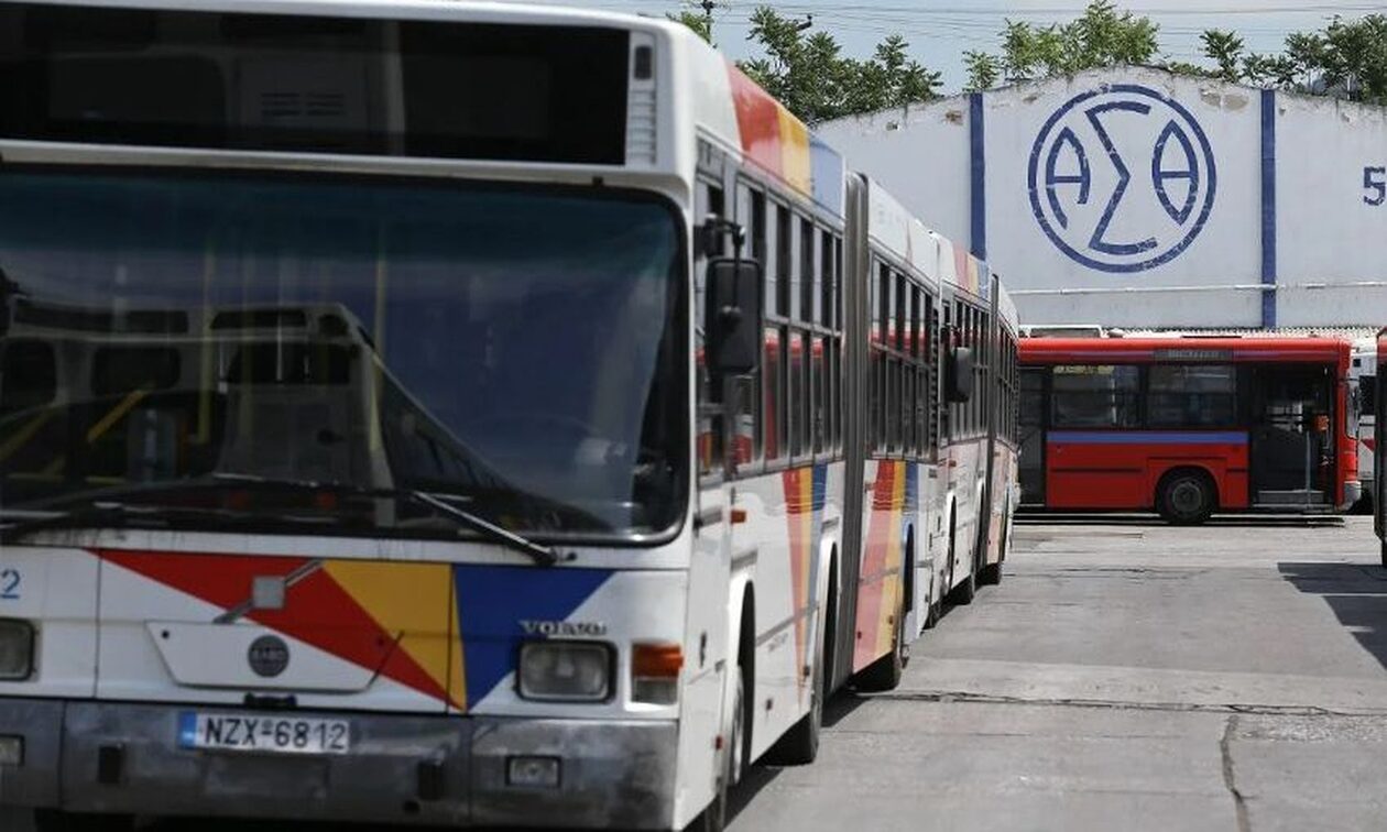 Θεσσαλονίκη: Πέταξαν πέτρες σε εν κινήσει αστικό λεωφορείο και έσπασαν τζάμι - Τρεις συλλήψεις