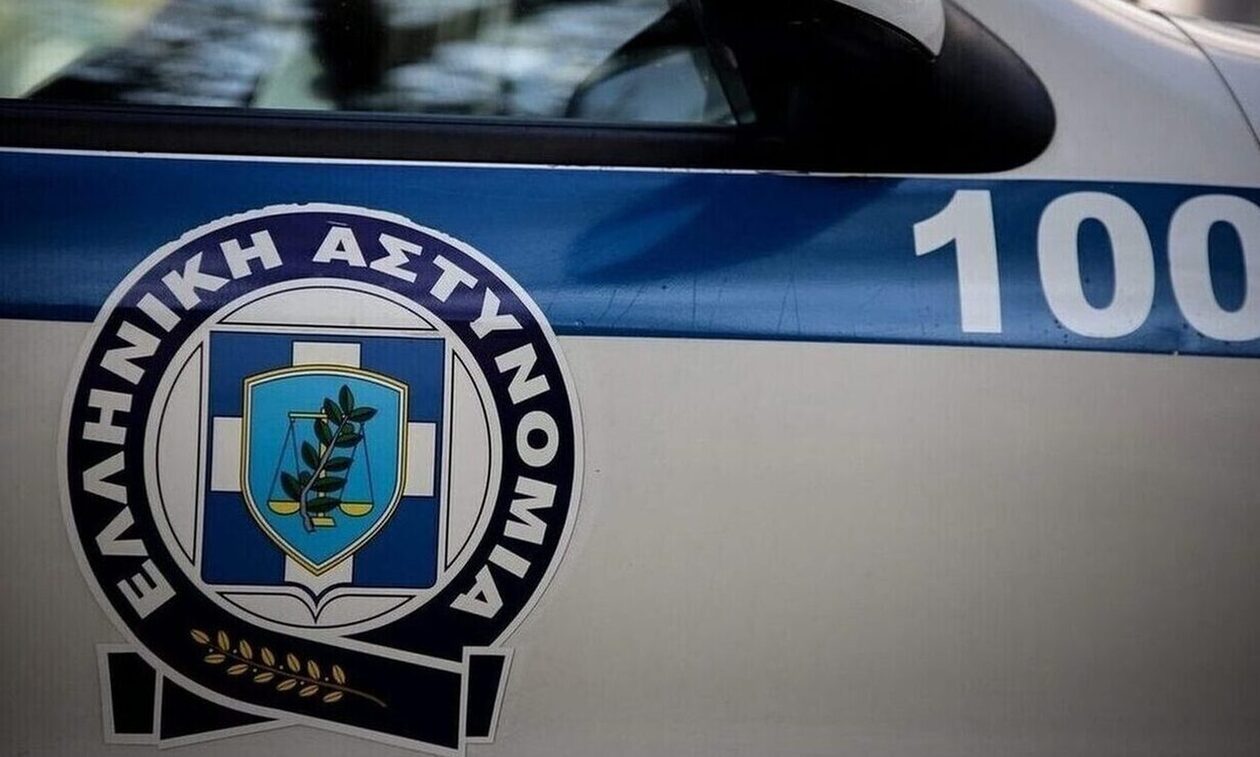 Θεσσαλονίκη: Συνελήφθη αστυνομικός στο αεροδρόμιο «Μακεδονία» για παράνομη διακίνηση μεταναστών