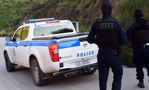 Συλλήψεις για μεταφορά αλλοδαπών προς τα σύνορα με την Αλβανία