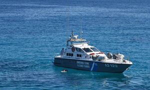 Λακωνία: Σε ασφαλές λιμάνι το πλοίο που έμεινε ακυβέρνητο ανοιχτά του Καβομαλιά