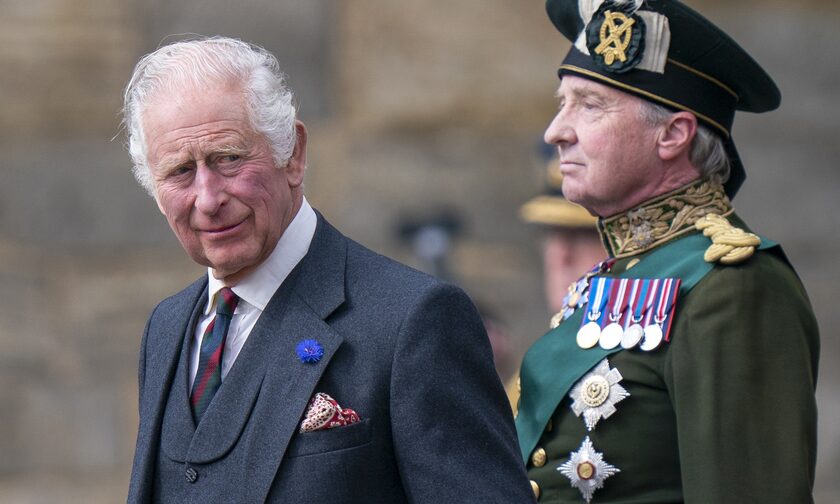 Κάρολος: Τον σνόμπαραν δύο υπουργοί της κυβέρνησης στην Σκωτία - Οργισμένος ο νέος βασιλιάς