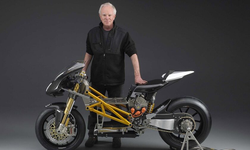 Τζέιμς Πάρκερ: Νεκρός σε τροχαίο δυστύχημα ο δημιουργός της Yamaha GTS1000