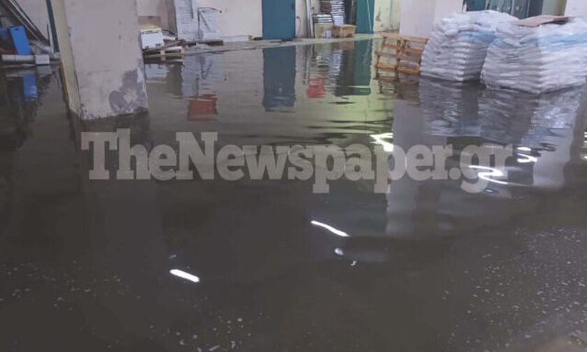 Κακοκαιρία Daniel: Πλημμύρισε το Νοσοκομείο Βόλου - Μπήκαν νερά στα υπόγεια